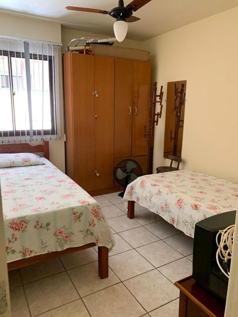 Apto Praia Do Morro, 02 Quartos C Suite, Wi-Fi, Garagem, 1 Andar Escada. غواراباري المظهر الخارجي الصورة