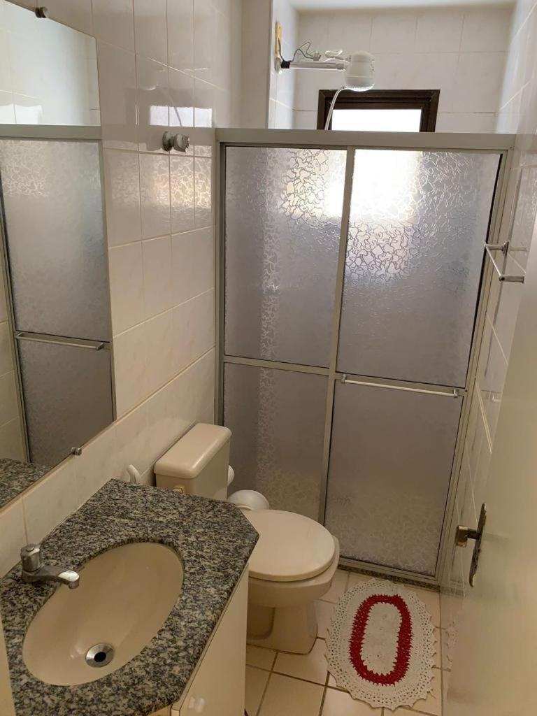 Apto Praia Do Morro, 02 Quartos C Suite, Wi-Fi, Garagem, 1 Andar Escada. غواراباري المظهر الخارجي الصورة