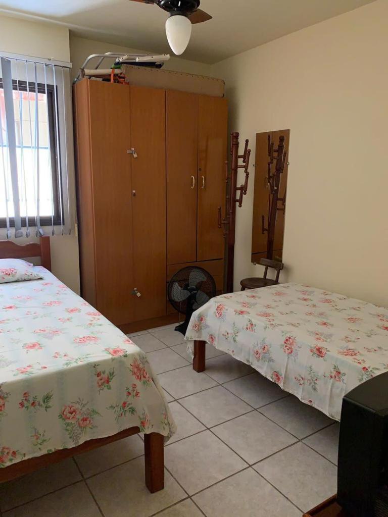 Apto Praia Do Morro, 02 Quartos C Suite, Wi-Fi, Garagem, 1 Andar Escada. غواراباري المظهر الخارجي الصورة